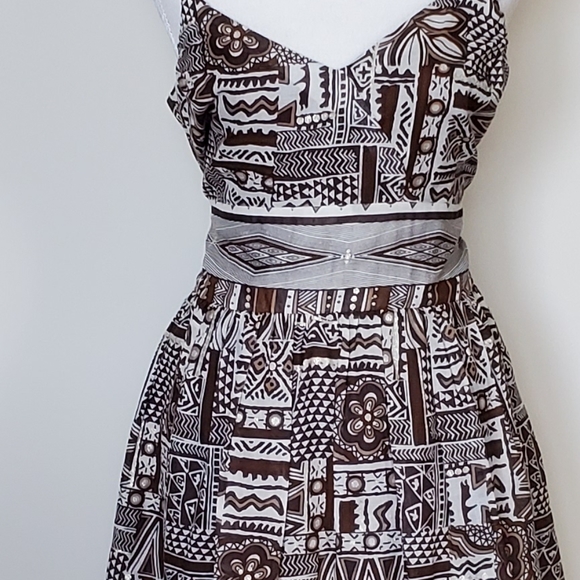 Dressbarn Brown, White, and Gold Dress Sz. 10 - Picture 4 of 7